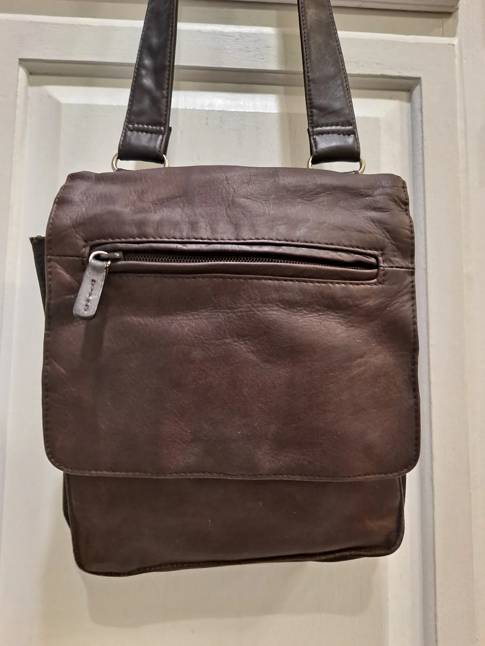 CAFE By Marlo Vintage Compact Leather Messenger Bag Dark Brown Organizer Travel